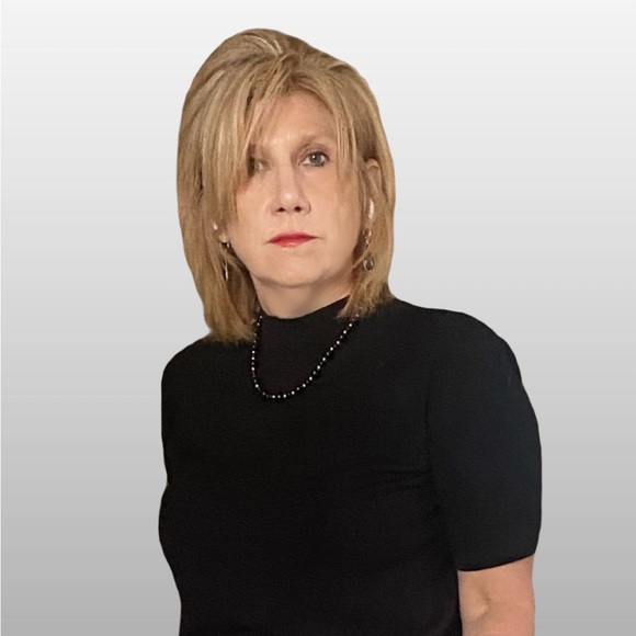 Meet your Posher, Michelle - Picture 1 of 1